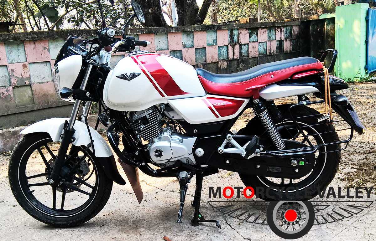 Bajaj-V15-user-review-by-Mahbub-Munna-full-bike