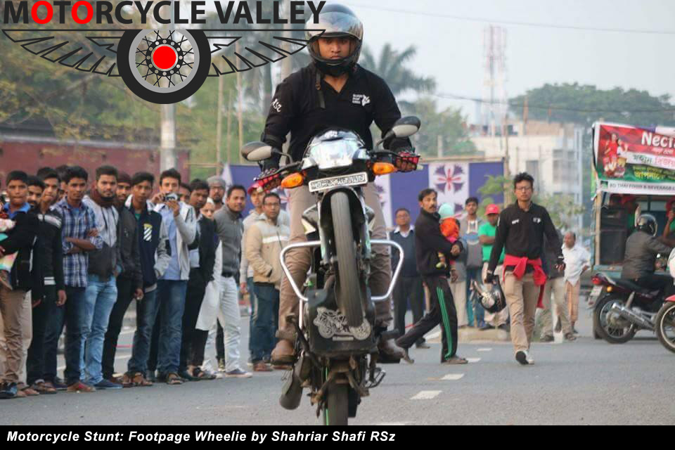 Motorcycle-Stunt-Footpage-Wheelie-by-Shahriar-Shafi-RSz