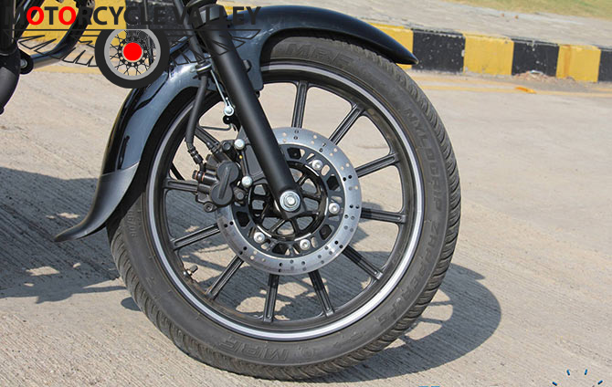 bajaj-avenger-150-street-brakes