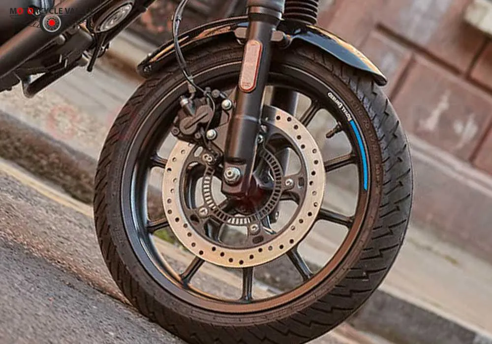 royal-enfield-hunter-350-tire-1776078179.webp