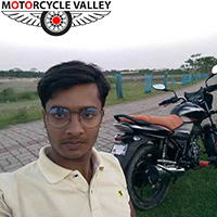 Bajaj-Discover-110-user-review-by-Joynal-Abedin.jpg