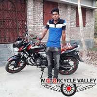 Bajaj-Discover-125-user-review-by-Hero.jpg