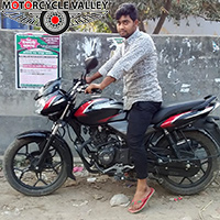 Bajaj-Discover-125-user-review-by-Jony.jpg