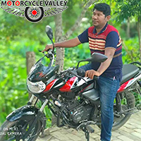 Bajaj-Discover-125-user-review-by-Ripon-Kumar.jpg