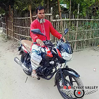 Bajaj-Discover-125cc-user-review-by-Bilpob-Hossain.jpg