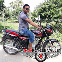 Satisfied with mileage – Bajaj Discover 125cc user Tuhin Ali