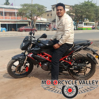 Benelli-TNT-150-user-review-by-Piyash.jpg