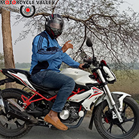 Benelli-TNT150-user-review-by-Touhid-Rasel.jpg