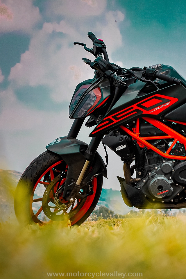 KTM 125 Duke Special Wallpaper | 4K | HD | Free Download