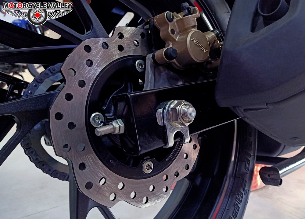 Hornet CBS Photo Gallery . All kind of Honda CB Hornet 160R CBS Images