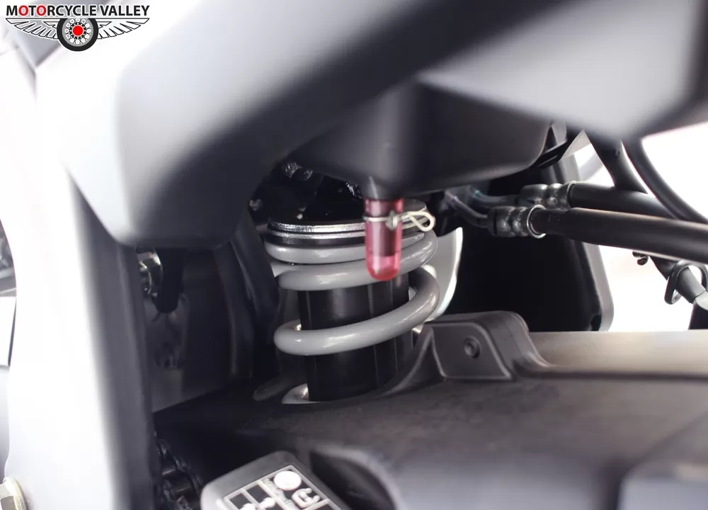 R15 V3 Photo Gallery . All kind of Yamaha R15 V3 Dual ABS Images